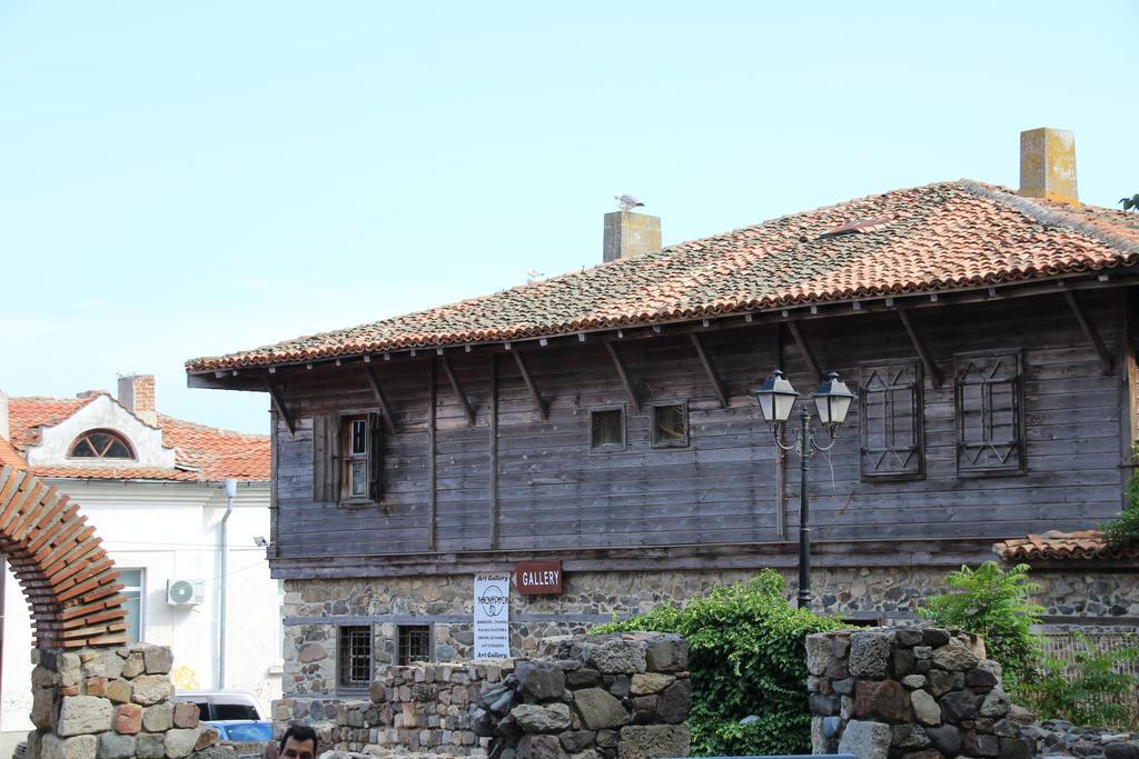 Family Hotel Verona سوزوبول المظهر الخارجي الصورة