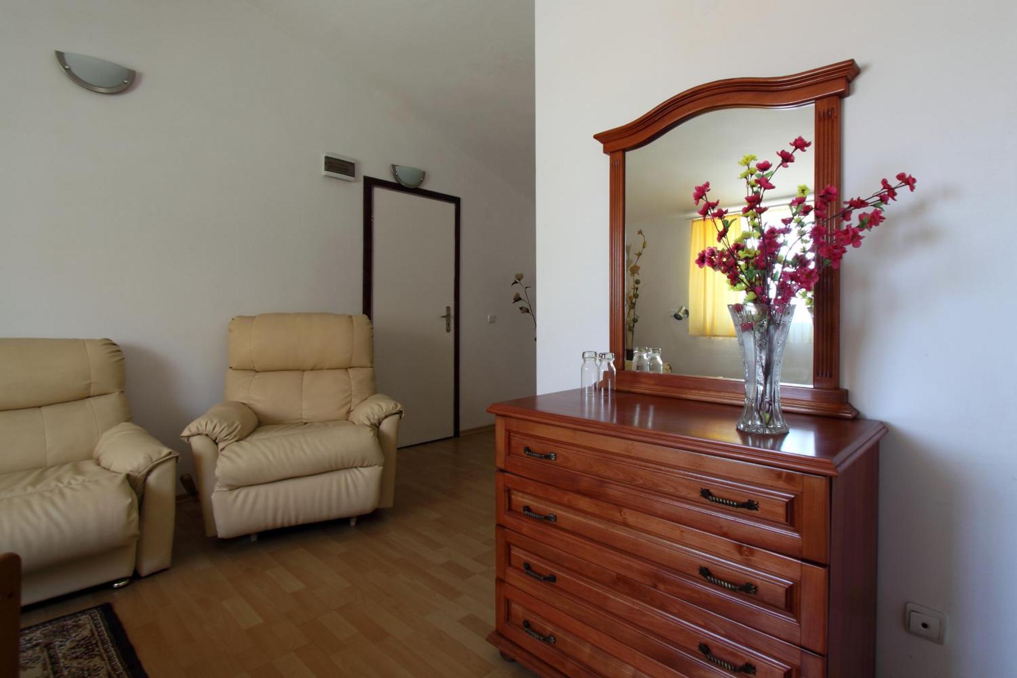 Family Hotel Verona سوزوبول المظهر الخارجي الصورة