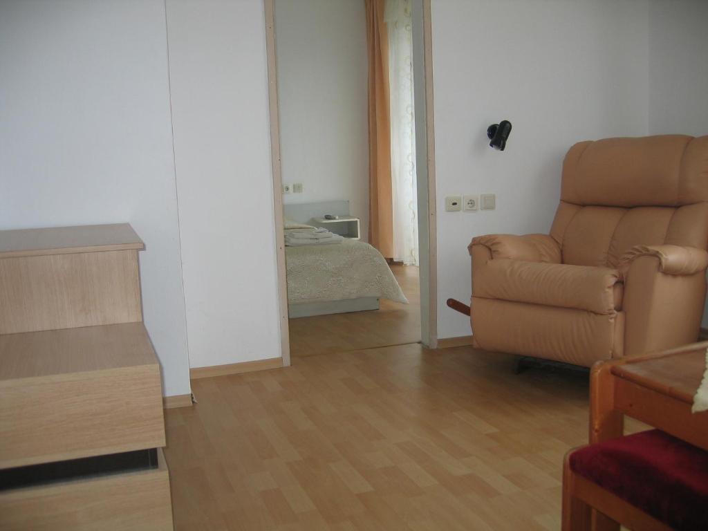Family Hotel Verona سوزوبول المظهر الخارجي الصورة