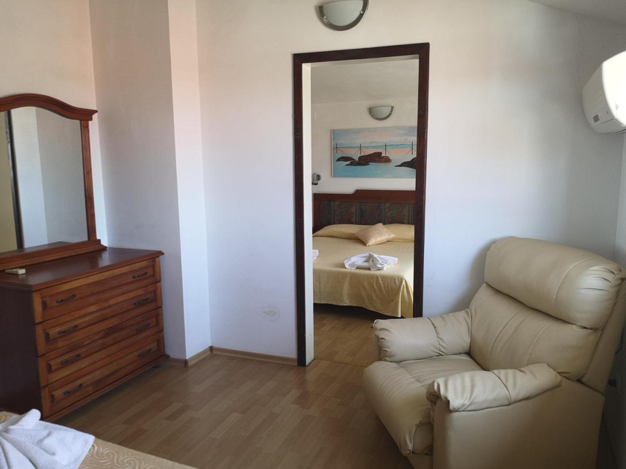 Family Hotel Verona سوزوبول المظهر الخارجي الصورة