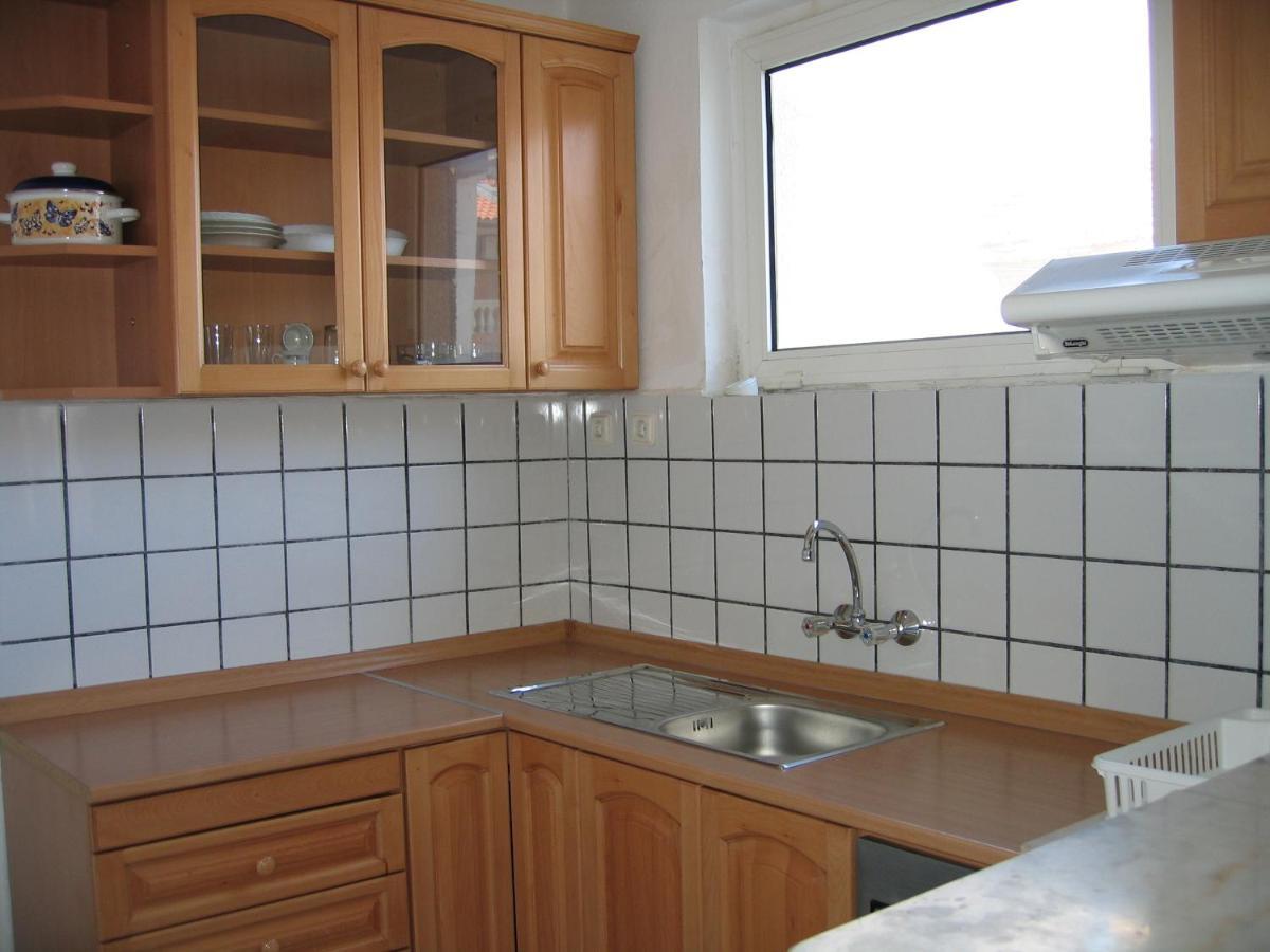 Family Hotel Verona سوزوبول الغرفة الصورة